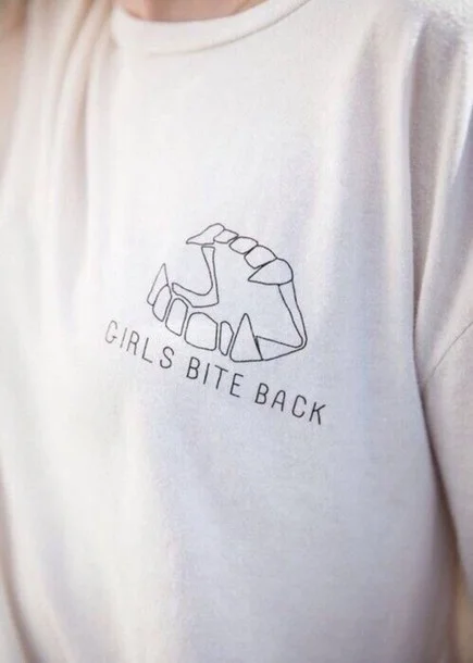 

Girls Bite Back Printed Funny T-Shirt Women Girl Cute Tumblr Fashion Saying Sarcastic Tee Causal Short Sleeve Graphic Tee Shirt