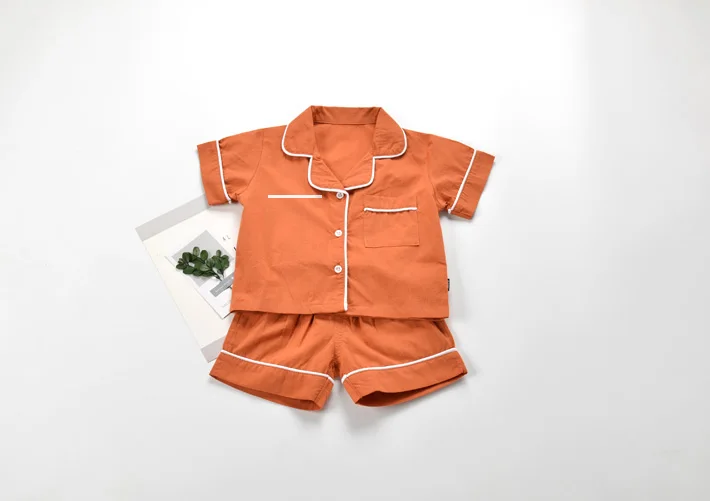 Модная Пижама для маленьких мальчиков, комплекты одежды мягкая Домашняя одежда из хлопка с отложным воротником для детей 2-6 лет, Детские рубашки и шорты для девочек