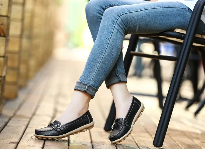 Soft Genuine Leather Shoes Women Slip On Woman Loafers Moccasins Female Flats Casual Women's Buckle Boat Shoe Plush Size 35-41 13