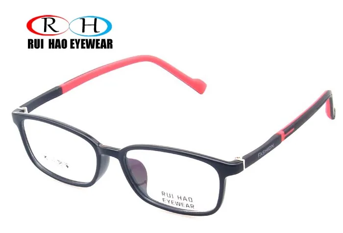 8026-red-700 (2)