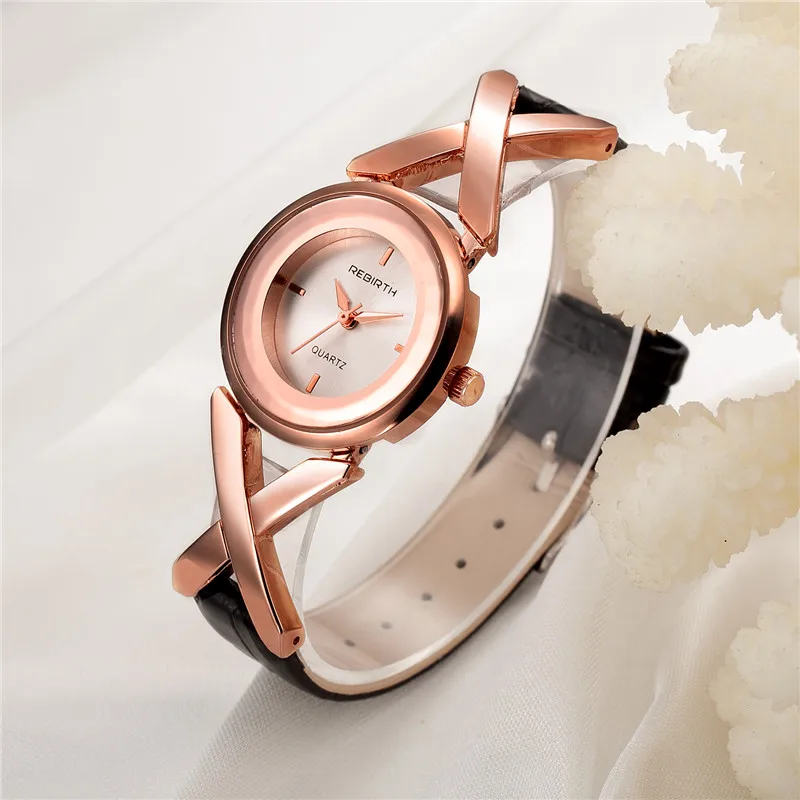 

2018 New Quartz Watches Women Fashion Casual Watches Top Brand Luxury Gold Quartz Leather Strap Clock Female Ladies Wrist Watch