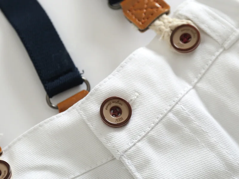 4423536993_2068599042