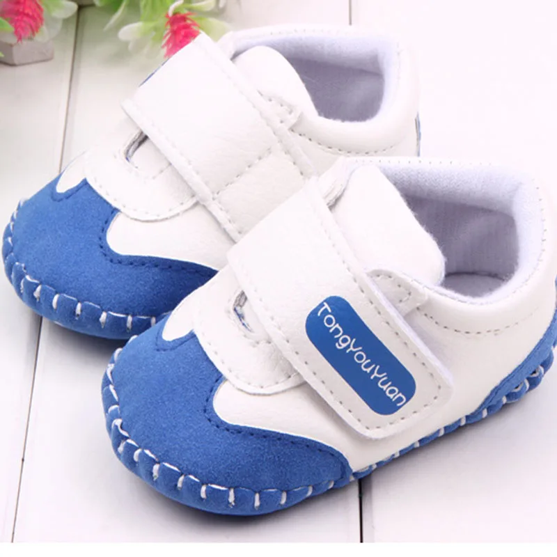 High quality baby hand sewn matte leather shoes to learn