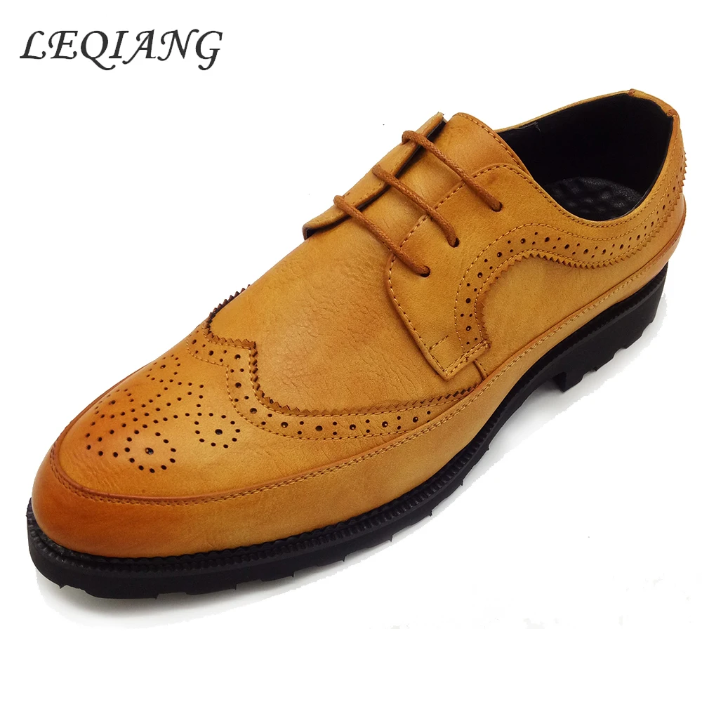 

Men Plus Size Leather Brogue Shoes Pointed Toe Oxfords For Men Dress Shoes Breathable Party Wedding Shoes Casual