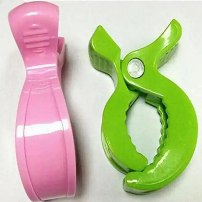 

2PCS Baby Seat Cover Blanket Clips Clothes Clamp Plush Toy Hook Clip Gym Lamp Pram Stroller Pegs Car Organizer Toys Accessories