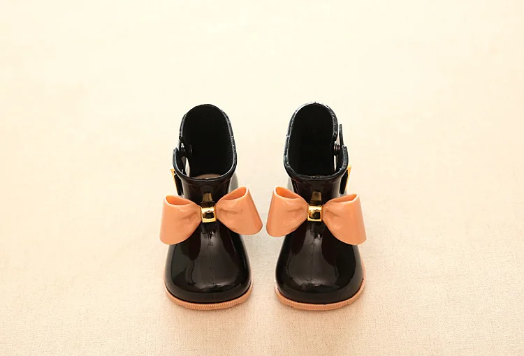 CNFSNJ/2018 детские резиновые сапоги обувь с бабочками Детские калоши унисекс непромокаемые сапоги для девочек модные сапоги Нескользящие