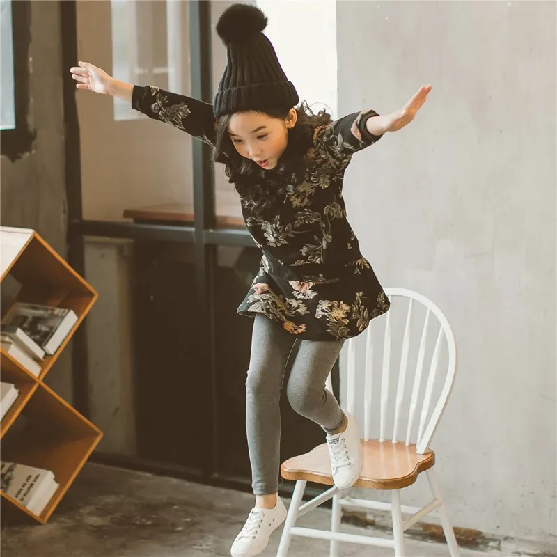 

2017 Autumn winter Girls Clothing Sets Fashion Retro Cotton print flower Butterfly sleeve T-shirt and mini skirt girls clothes