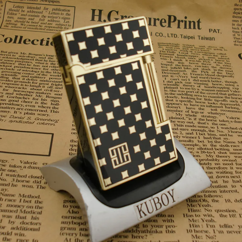 

of gold resin lighters, upscale boutique noise lighter, smoking set. Men's gift. Holiday gifts, father's day gift