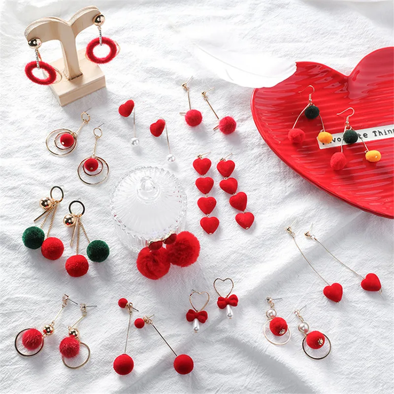 Милые красные серьги-гвоздики с помпоном для женщин, корейский стиль, подарок на год