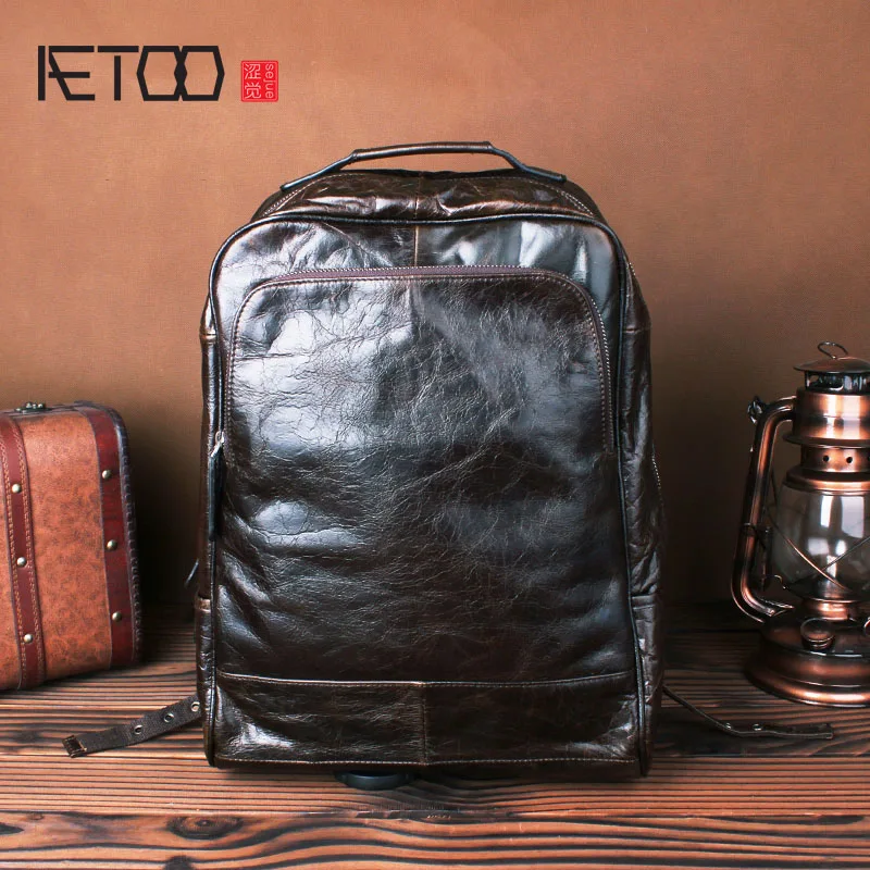 

AETOO Leather shoulder bag leather men bag retro leisure simple computer bag oil wax skin travel backpack