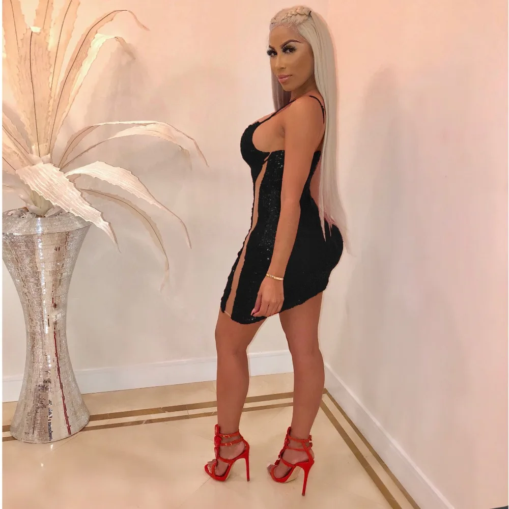 (52)
