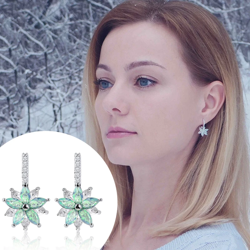 

MISANANRYNE Crystal Romantic Lovely Clear Stone Flower Shape Convenient Simple Stud Earrings Copper Cubic Zirconia For Women