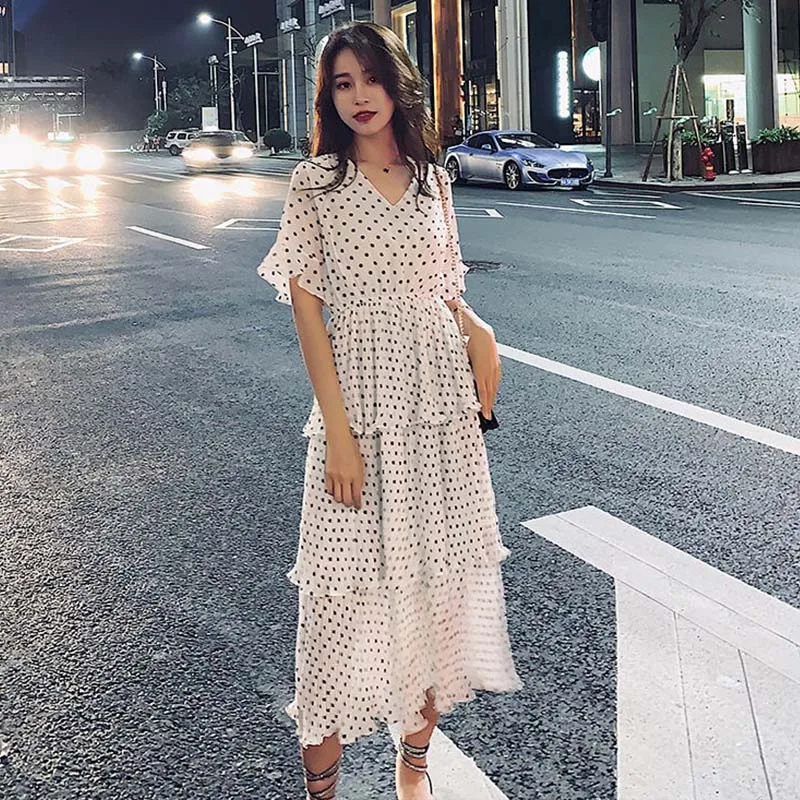 

2019 Summer Women Dresses Boho Bohemian Short Sleeve Ruffle Midi Holiday Beach Polka Dot Chiffon Pleated White Dress For Women