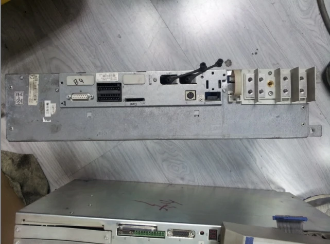 

INDRAMAT HDS05.2-W300N-HS32-0