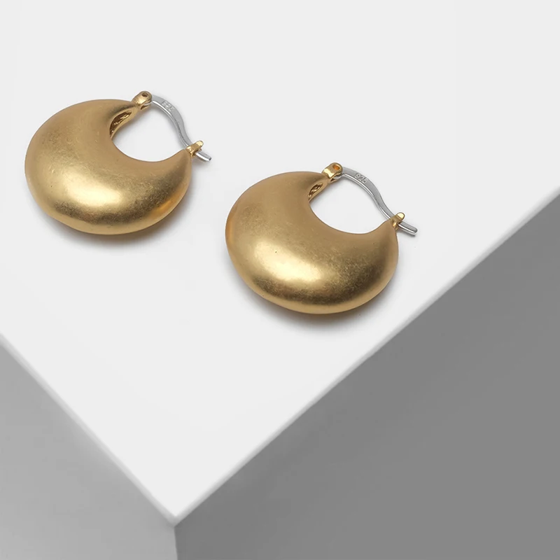 

gold and silver fashionable pendant drop earrings