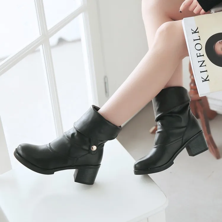 

Big Size 11 12 13 14 Ladies round head thick square heel solid color casual ankle boots short tube warm boots