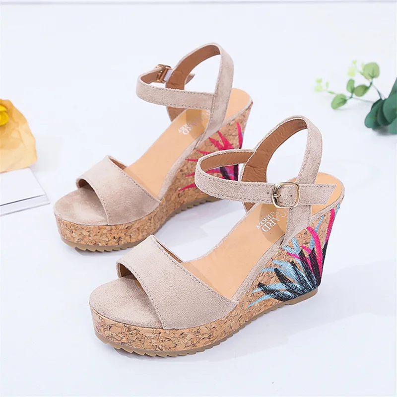 

3557G fashion women new summer thick bottom fish mouth high-heeled sandals wholesale