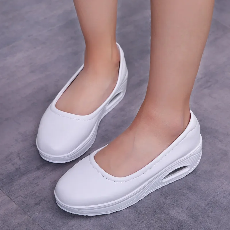 YAERNI Women Nurse Flats Shoes PU Leather Slip On Moccains Ladies Round Toe White Loafers Flat Women Sneakers Autumn Size 35-42