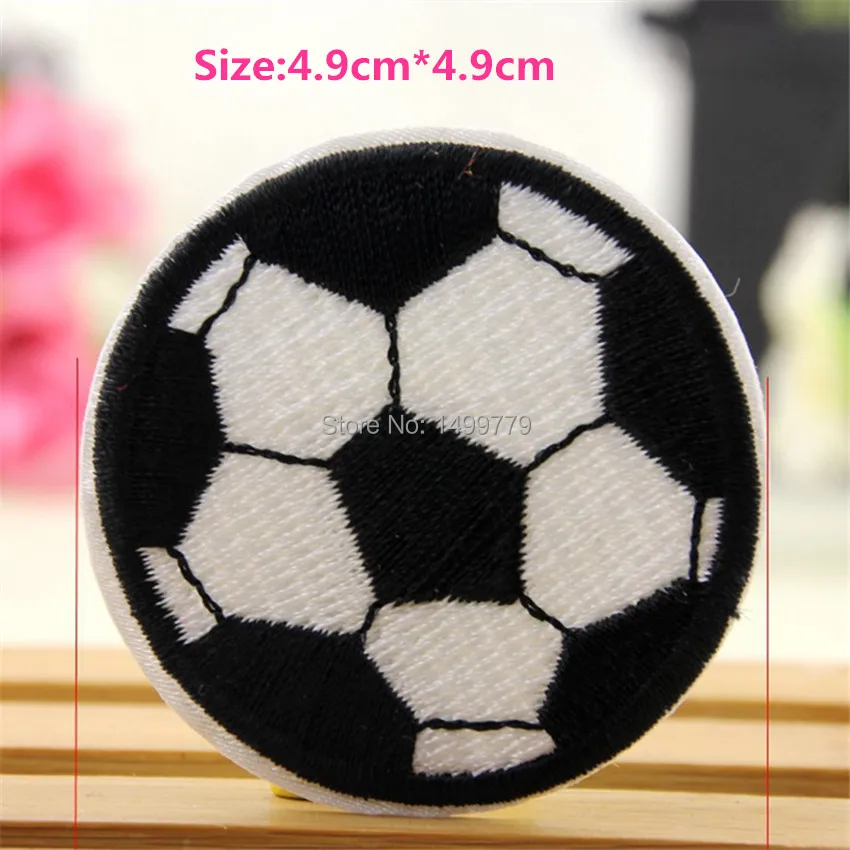 

1pc Embroidered Iron On Patches Football Patch Appliques Felt Stickers Garment DIY Accessory Patch For Kids Clothing A053