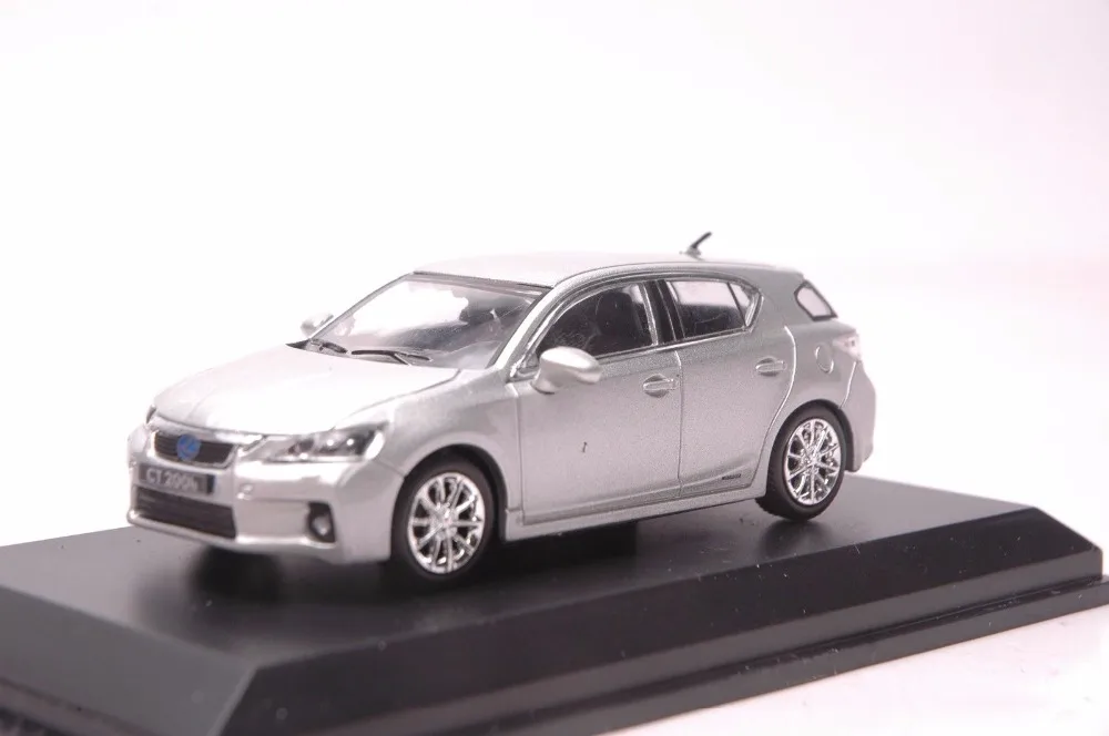 

1:43 Diecast Model for Lexus CT200h Silver Alloy Toy Car Miniature Collection Gifts CT 200h CT200