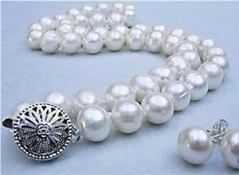 

Shipping>>new hot 8-9MM Real Natural White Akoya Cultured Pearl necklace earring set 18