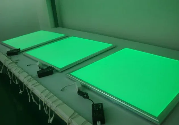 Painel de Luz com Controle Liga de Alumínio plus Pmma Anos de Garantia o Envio Gratuito de Alta Qualidade 600x600mm Cor Rgb Led Remoto ir Material 3 7 Luzes do painel de LED