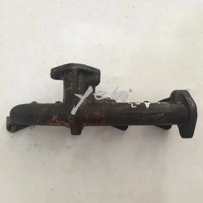 Kubota Engine Parts V2203 Exhaust Manifold