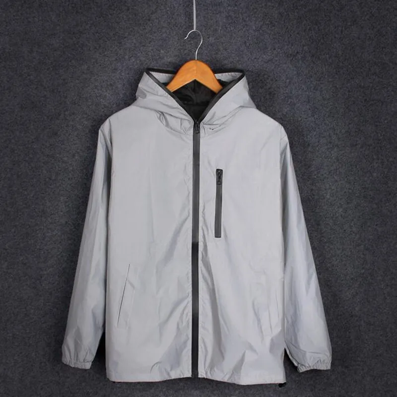 Luminous-jacket-Spring-autumn-men-reflective-hooded-jacket-Couple-thin-Windbreaker-baseball-outerwear-Sun-protection-coat (2)_副本