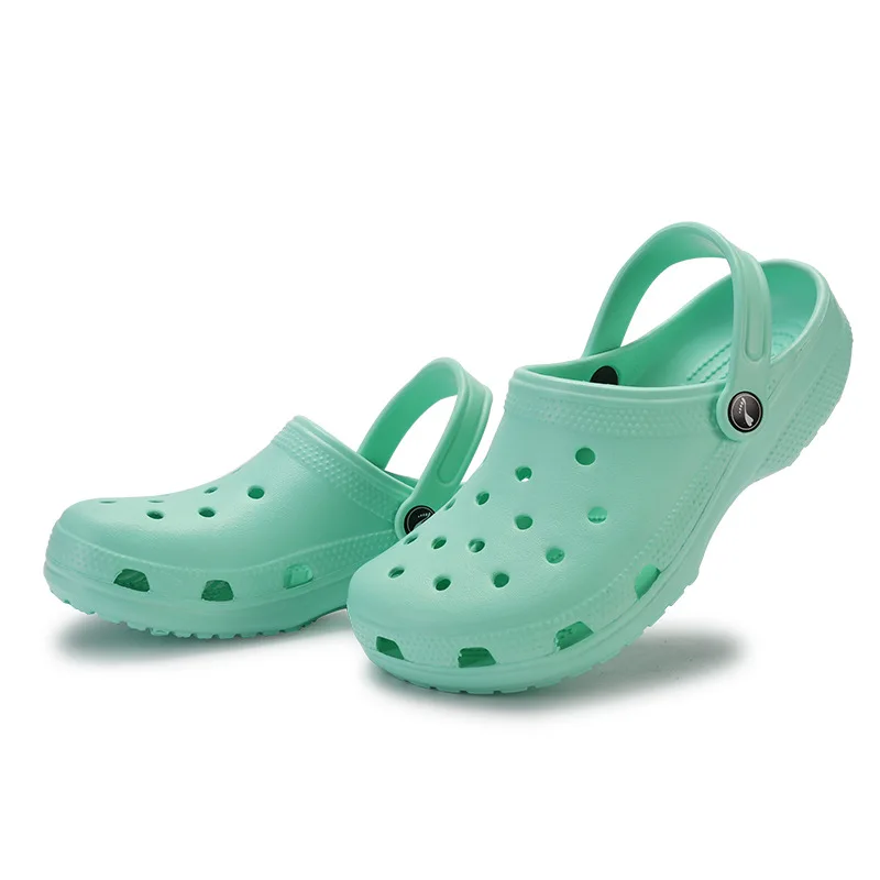 2018 Men Sandals Summer Slippers Shoes Croc fashion beach Sandals Casual Flat Slip On Flip Flops Men Hollow Shoes