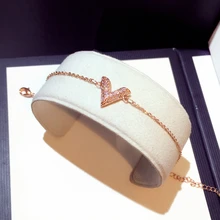 HFYK роскошный кубический циркон V браслеты с буквами для женщин розовое золото браслет браслеты Pulseras mujer moda pulseira feminina