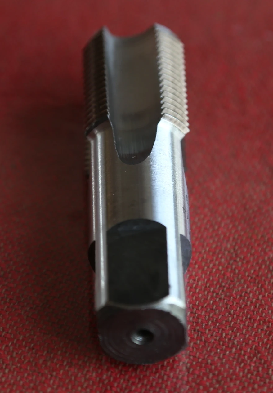 Free shipping 1pc HSS G1 1/2" HSS BSP Parallel British Standard Pipe