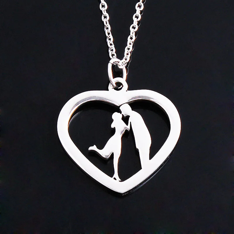 2017 New Dancing Couples Lovers In the Heart Photo Frame Necklace