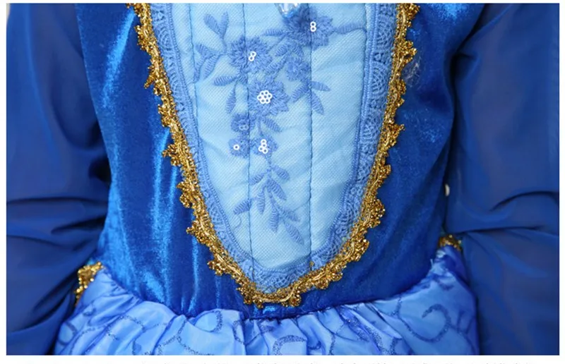 2939265272_886288370