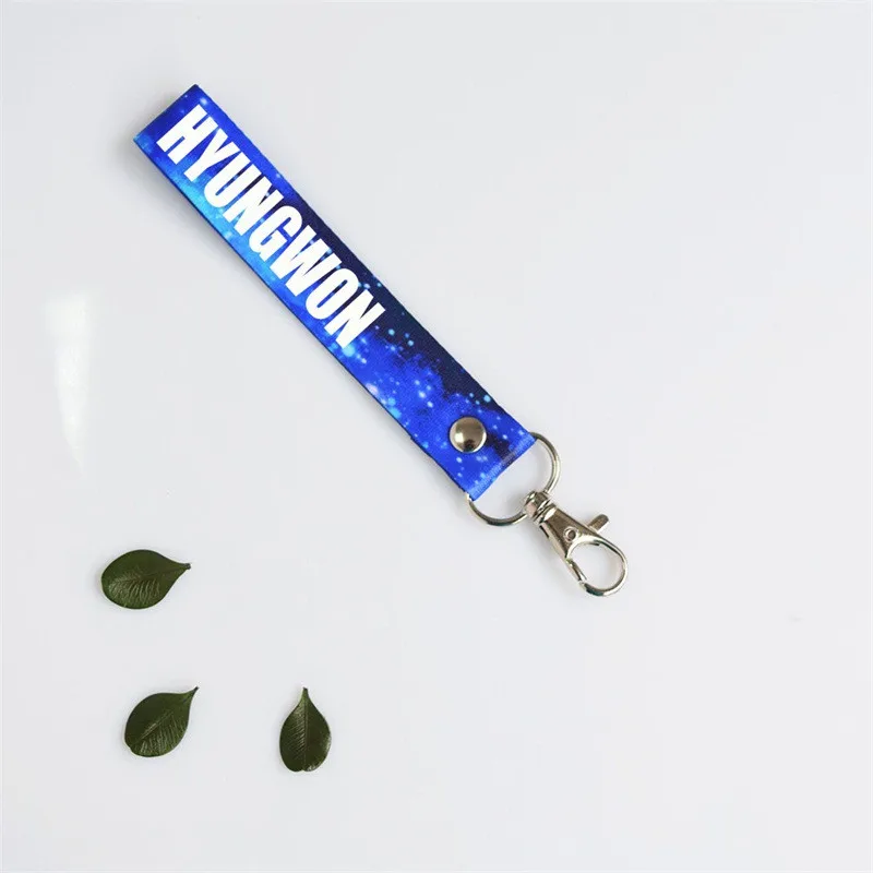 

KPOP MONSTA X Kihyun JooHeon HyungWon IM Album Nylon Canvas Starry Sky Key Chain Fashion Name Key Ring Pendant Keyring JCF635