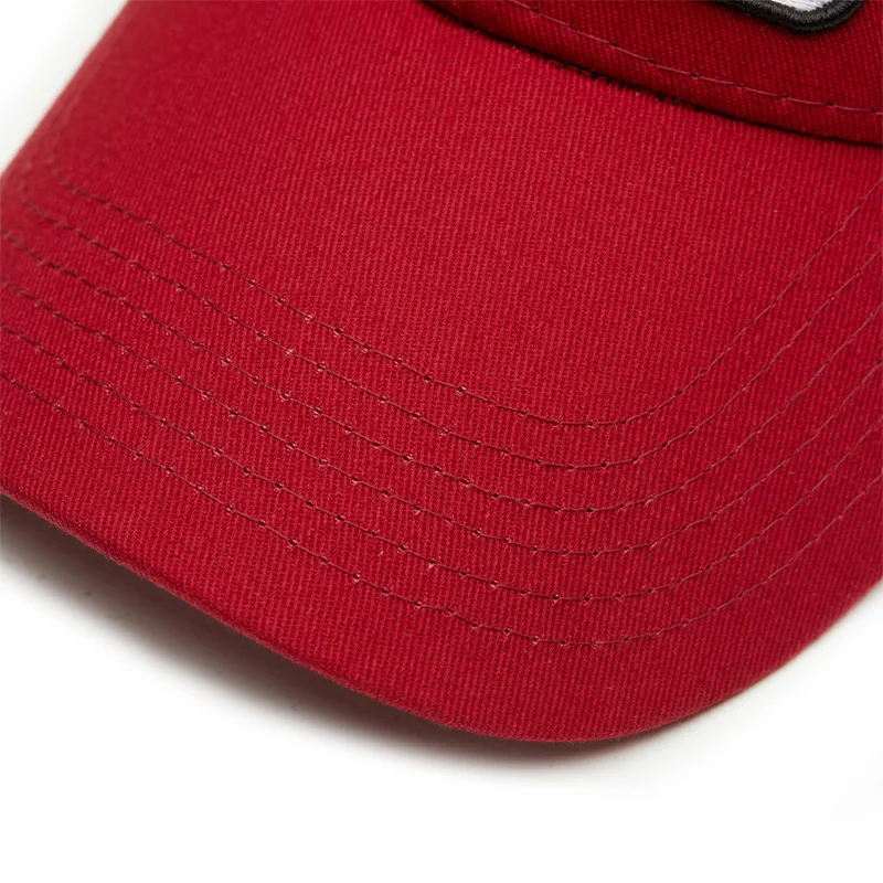 baseball-cap-red-mesh-hat-detail-visor