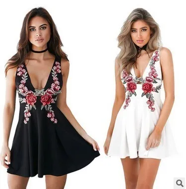 

2018 summer Black and white vintage embroidered Elegant women dresses v neck a line Sexy Party Dresses vestidos verano