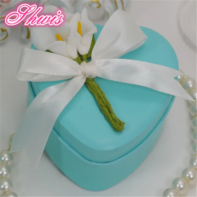 100pcs lot 7 7 3 5cm heart metal tin box personalized candy boxes wedding favor candy boxes blue pink w0531c on aliexpress com alibaba group personalized candy boxes