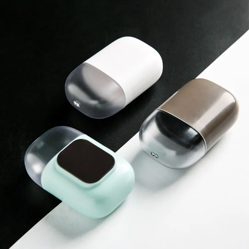 

Toothpick Storage Case Portable Toothpick Dispenser Magnetic Toothpick Box ABS Plastic Fridge Magnet 1Pc Toothpick Holders