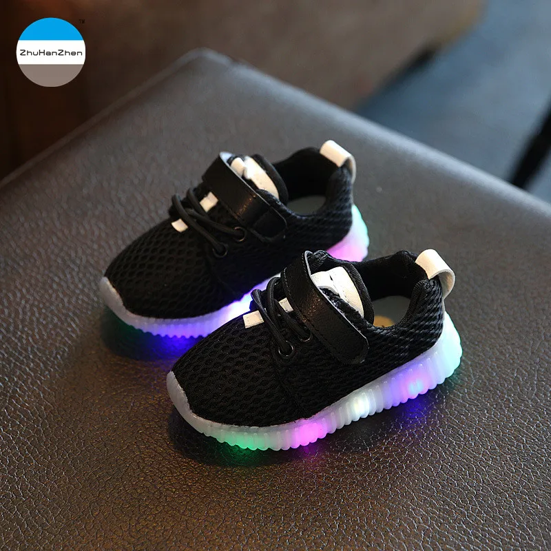От 1 до 5 лет светодиодный свет обувь мягкая подошва обувь для новорожденных мальчиков и девочек повседневная спортивная обувь для детей светящиеся