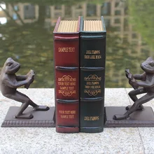 Пара Винтаж чугуна книге заканчивается форзац деревенский лягушка книги настольная подставка аналитическое исследование Украшения дома и офиса Винтаж животных корабль из металла