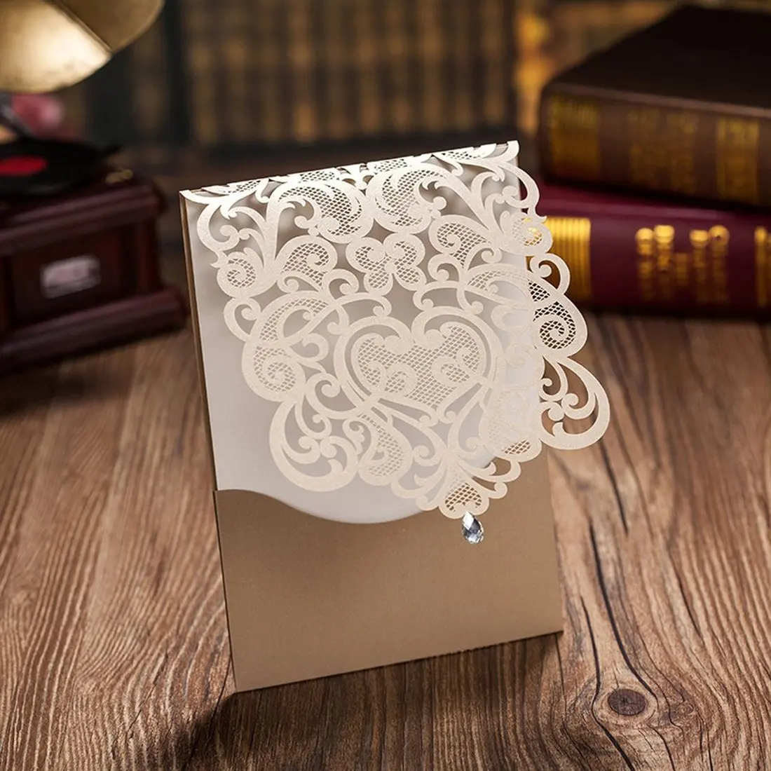  20Pcs Gold & White Laser Cut Heart Wedding Invites Printable Rhinestone Birthday Invitations Card S - 32990866841