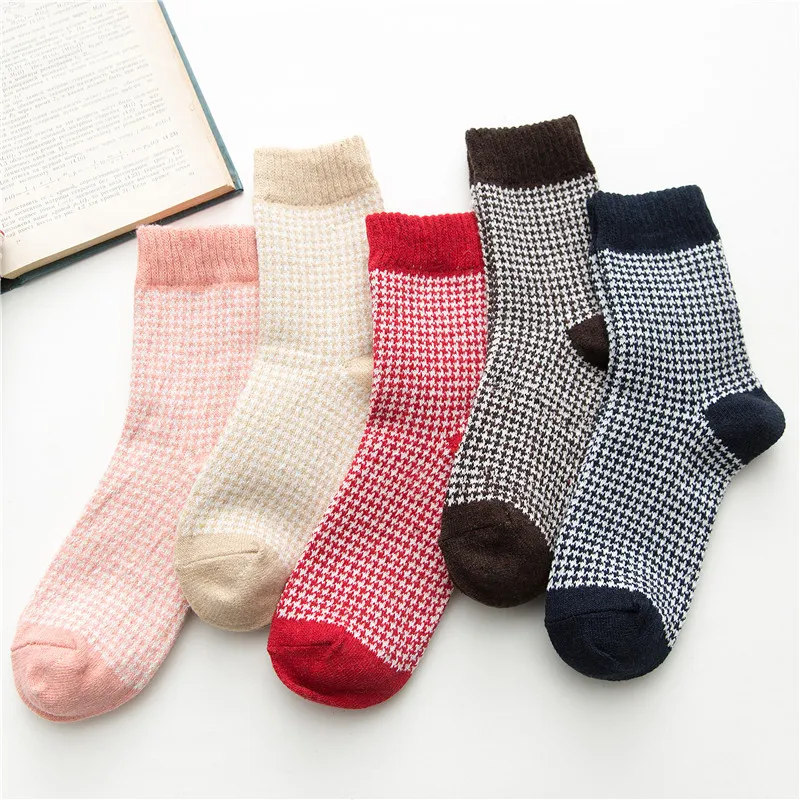 

Winter new women's Harajuku retro fashion plaid wool socks thick warm high quality cotton casual socks 5 pairs