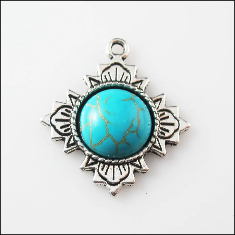 

4Pcs Retro Tibetan Silver Round Heart Charms Pendants 25.5x28.5mm