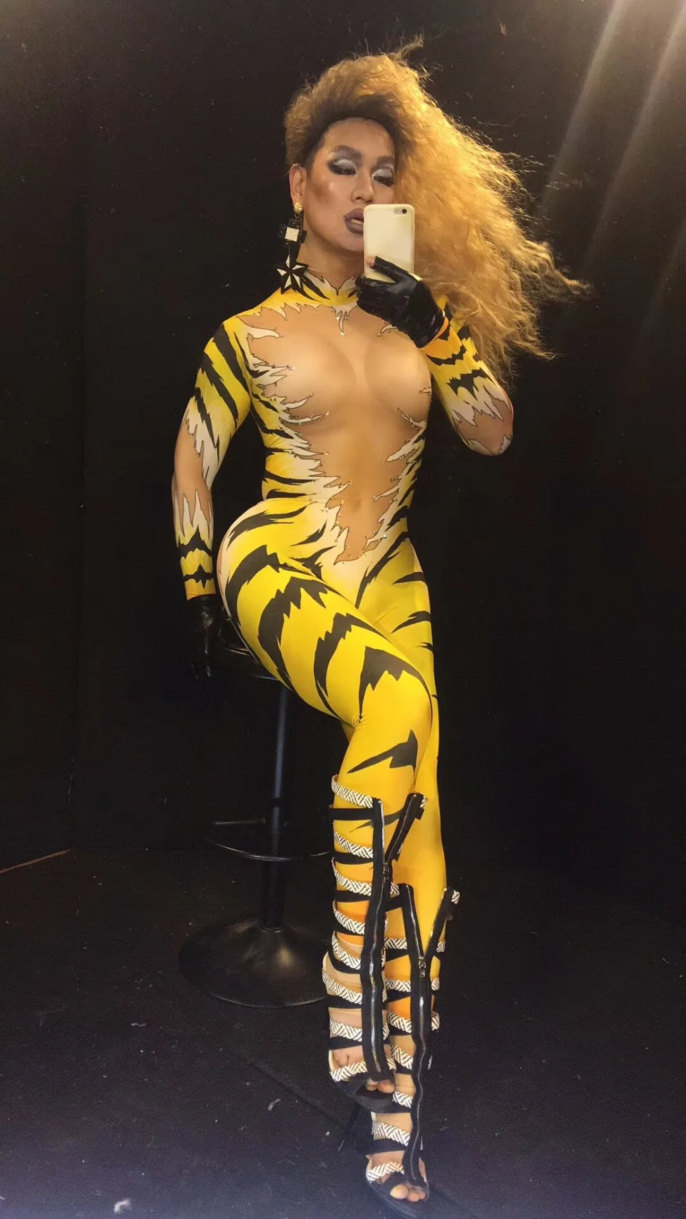 Женский костюм для ночного клуба, для танцев на шесте, для сцены, желтый купальник, эластичный комбинезон с принтом тигра, облегающий костюм, одежда для выступлений на сцене