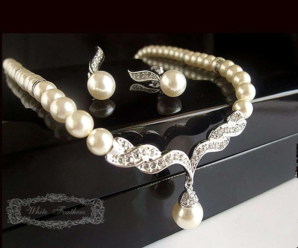 

Silver Plated Tear Drop Cream Pearl and Rhinestone Crystal Bridal Necklace and earrings Jewelry Sets