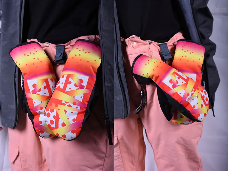Skiing Gloves  (3)