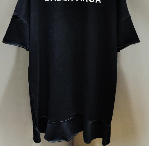 Летняя Корейская женская Свободная рубашка с вышитыми буквами, рубашка с рукавом «летучая мышь», однотонная толстовка с оборками, Длинные футболки - Цвет: Black
