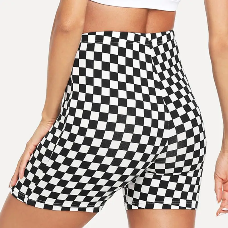 

2019 Plus Size Summer Black White Plaid Shorts Women Sexy Push Up Short Shorts Streatwear Casual Shorts For Women