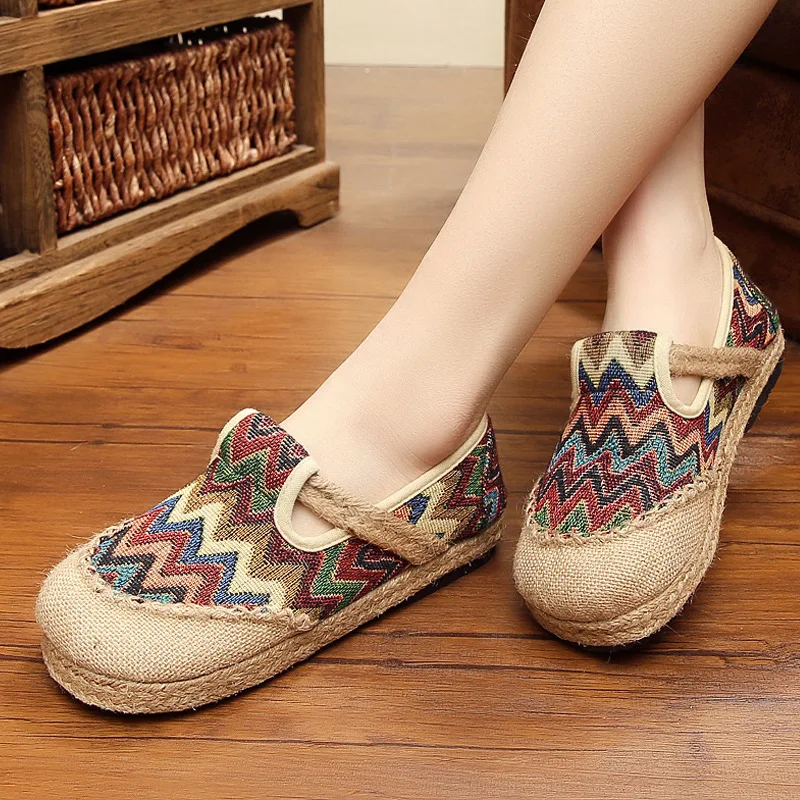 Spring ethnic womens shoes breathable pedal canvas shoes female luxury shoes women designers female Loafers Driving Shoes women