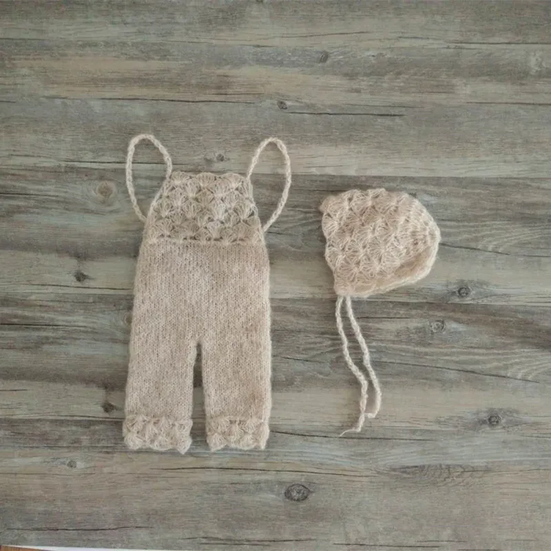 

Baby mohair pants with hat photo props,handmade overalls shell pattern mohair pants